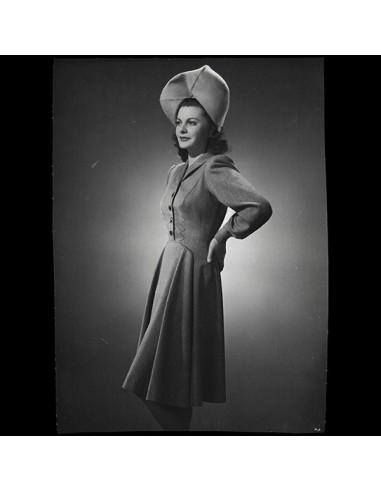 Jean Patou - Robe portée par la mannequin Maggy Sarragne (circa 1946) Jusqu'à 80% De Réduction