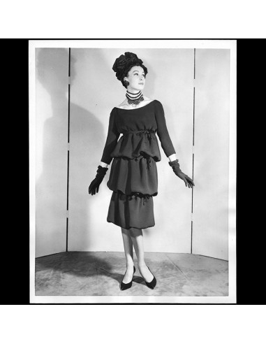 Christian Dior - Petite robe noire par Yves Saint-Laurent (1959) de la marque