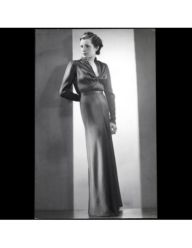 Robert Piguet - Robe de dîner, tirage de Luigi Diaz (circa 1937) Les magasins à Paris