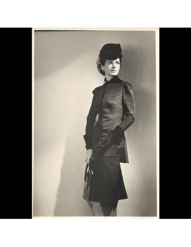 Jean Desses - Tailleur, tirages du studio Waroline (circa 1940s) Découvrez la collection