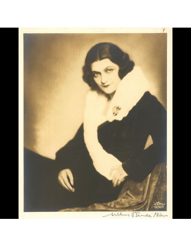 Caroline Reboux - Portrait de Lucienne Rabaté, tirage d'Arthur Benda (circa 1927) Le MVP de beaucoup