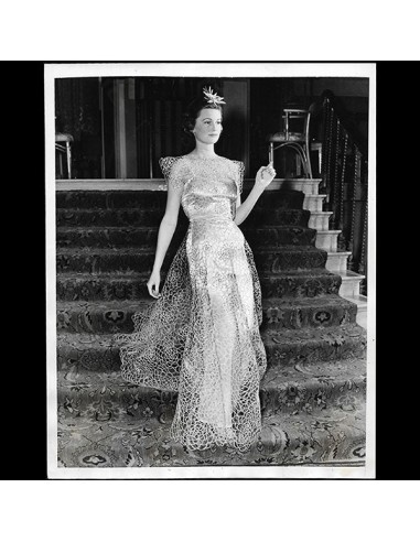 Vionnet - Robe du soir présentée au Flower Fashion Show de New York (1938) pas cher 